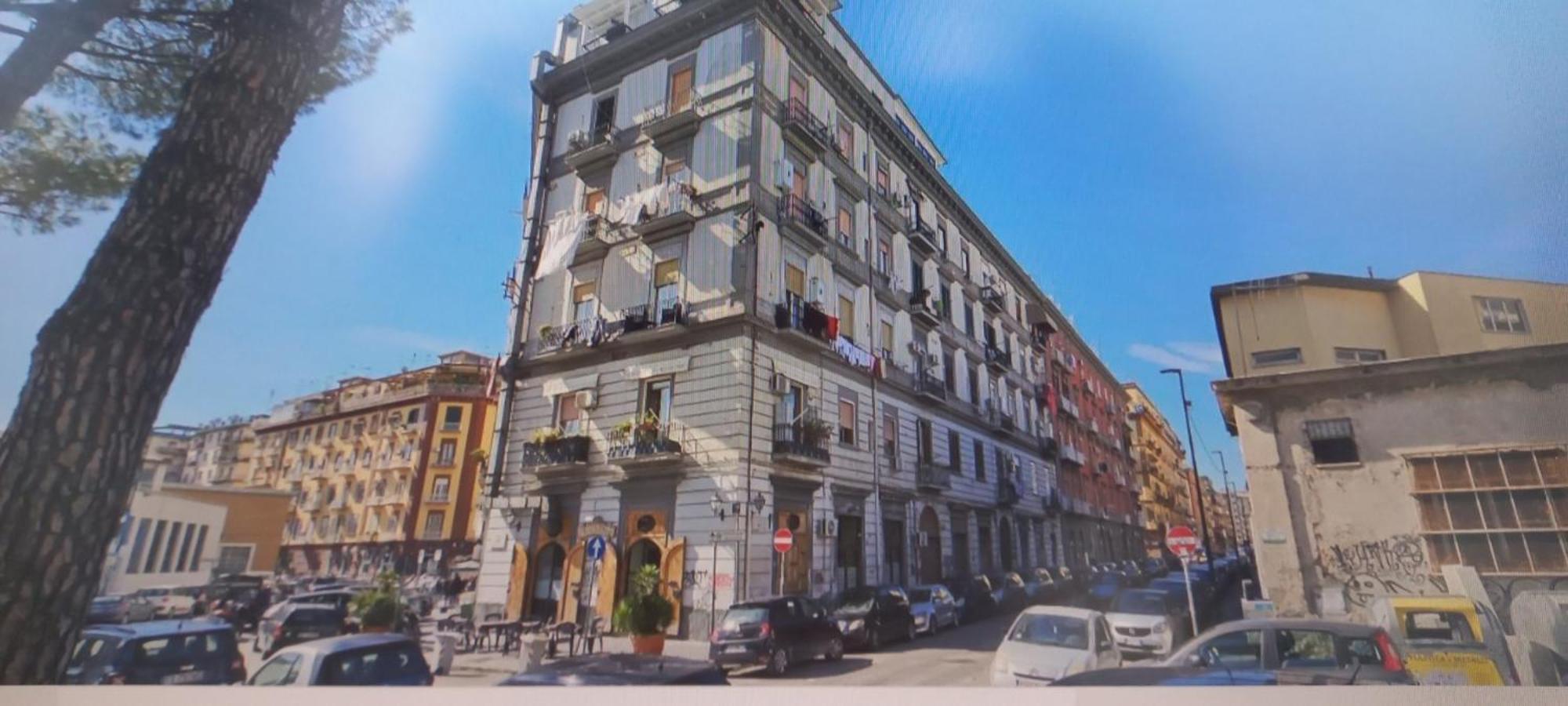 Al Centro Napoli Sinner Haus Exteriör bild